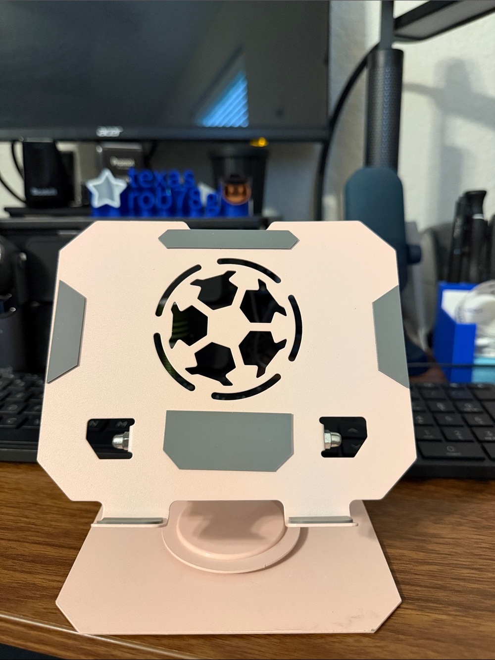 Adjustable Pink  Tablet Stand